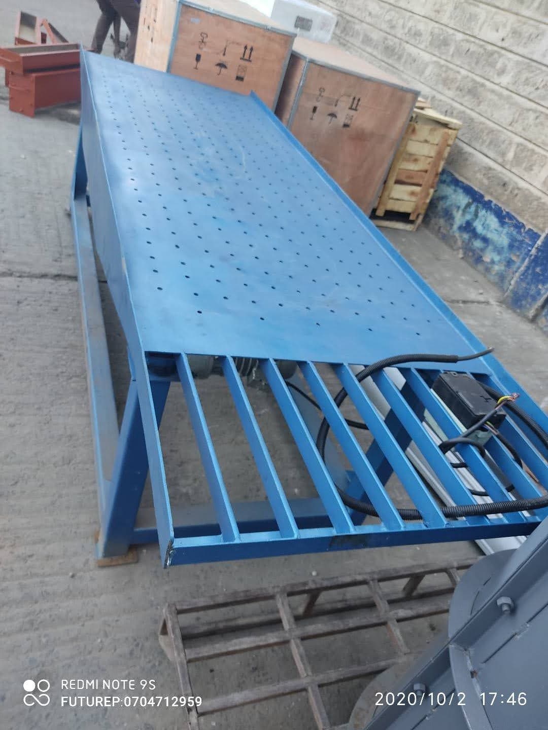 Industrial Vibrating Table